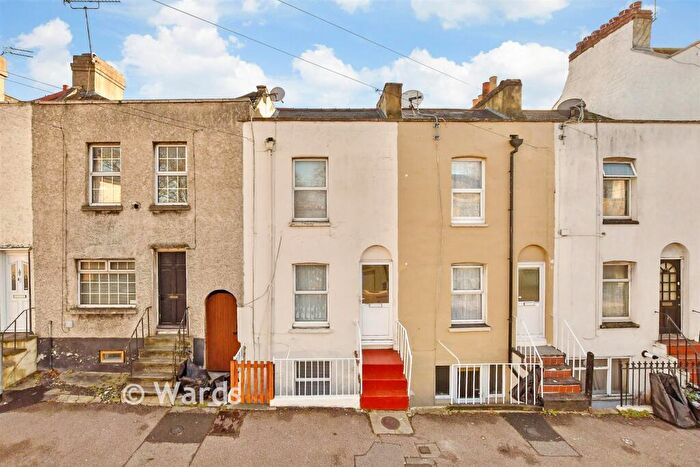 3 Bedroom Terraced House For Sale In Hereson Road, Ramsgate, Kent, CT11