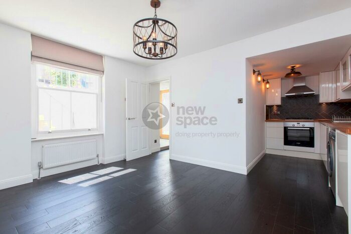 1 Bedroom Flat To Rent In Englefield Road, De Beauvoir, N1