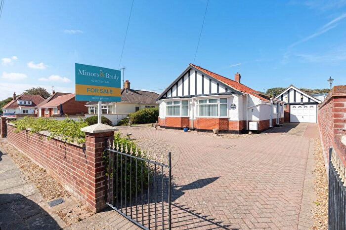 3 Bedroom Detached Bungalow For Sale In Beach Close, Mundesley, NR11