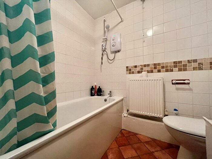 1 Bedroom House To Rent In Clive Road, Portsmouth, PO1