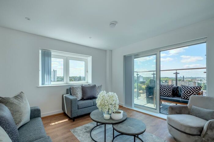 2 Bedroom Apartment To Rent In Woolwich Church Street Woolwich, SE18