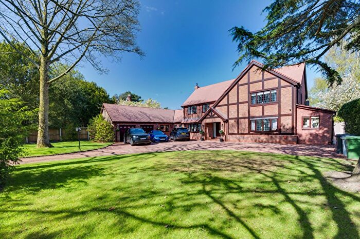 6 Bedroom Detached House For Sale In Abbeyview, Middlewich Road, Sandbach, CW11