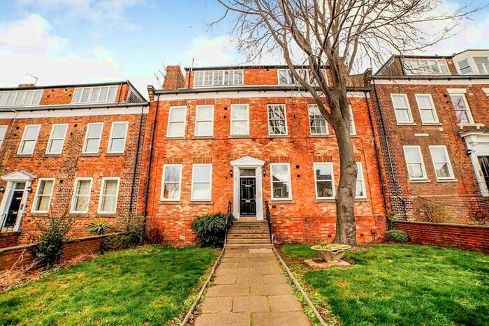 1 Bedroom Flat To Rent In The Avenue, Sunderland, Tyne And Wear, SR2