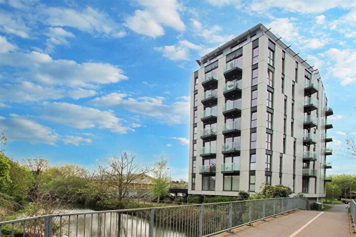 2 Bedroom Flat To Rent In Century Tower, Shire Gate, CM2