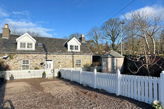 3 Bedroom Semi Detached House For Sale In Tayinloan, Tarbert, PA29