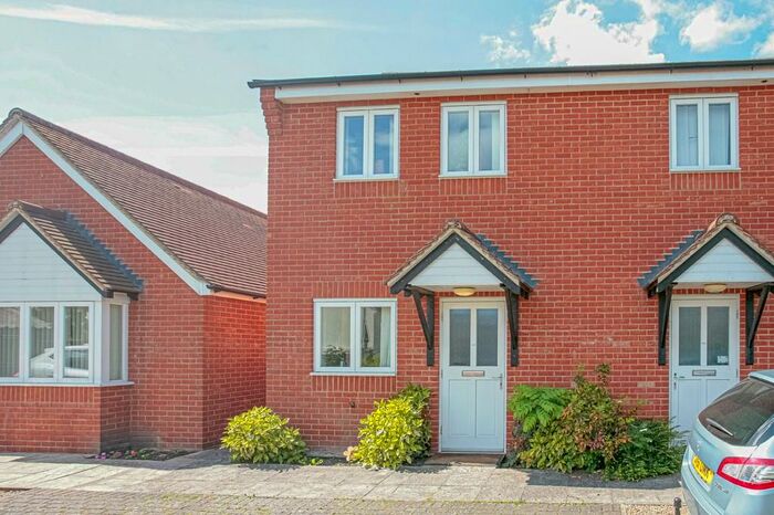 2 Bedroom Semi-Detached House To Rent In Glebe Road, Didcot, OX11