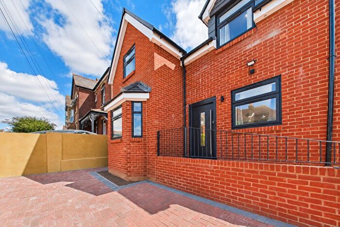 2 Bedroom Property To Rent In St. Catherines Road, Southampton, SO18