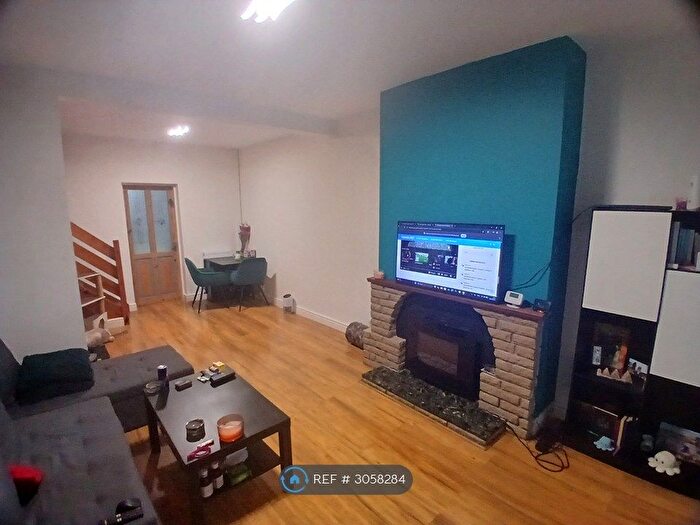 2 Bedroom Terraced House To Rent In Dorset Street, Hull, HU4
