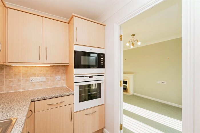 2 Bedroom Flat For Sale In Grove Lane, Holt, Norfolk, NR25