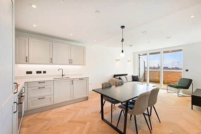 1 Bedroom Flat To Rent In Clifton Avenue, Wembley, HA9