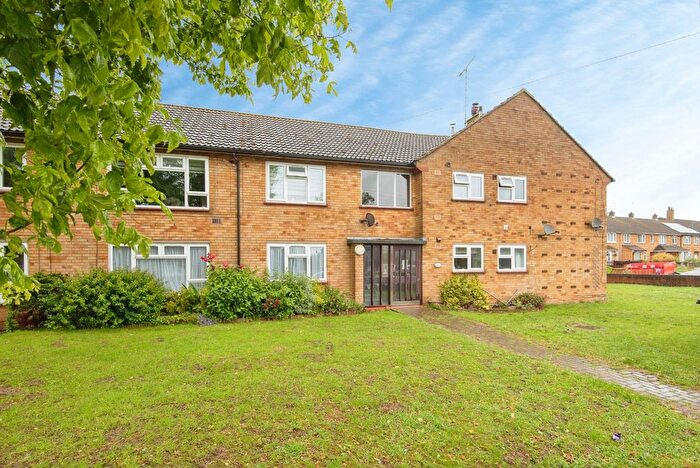 2 Bedroom Flat For Sale In Gosling Avenue, Offley, Hitchin, Hertfordshire, SG5