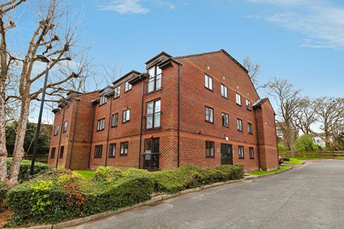 2 Bedroom Flat For Sale In Jasmine Grove, London, SE20