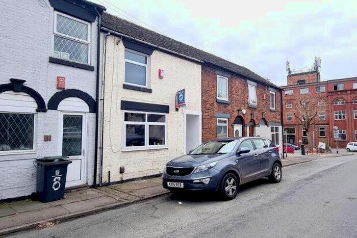 3 Bedroom Property To Rent In Queen Anne Street, Stoke-On-Trent, ST4