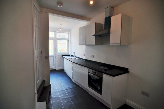 2 Bedroom House To Rent In Nursery Street, Barnsley, S70