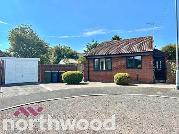 2 Bedroom Detached Bungalow For Sale In Fleetwood Drive, Banks, PR9