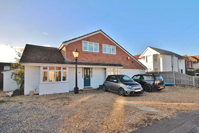 4 Bedroom Detached House For Sale In St. Leonards Avenue, Hayling Island, PO11