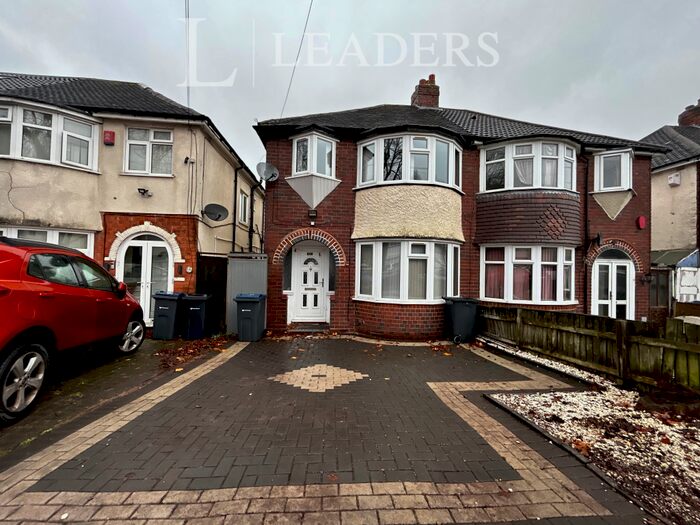 3 Bedroom Semi-Detached House To Rent In Teddington Grove, B42