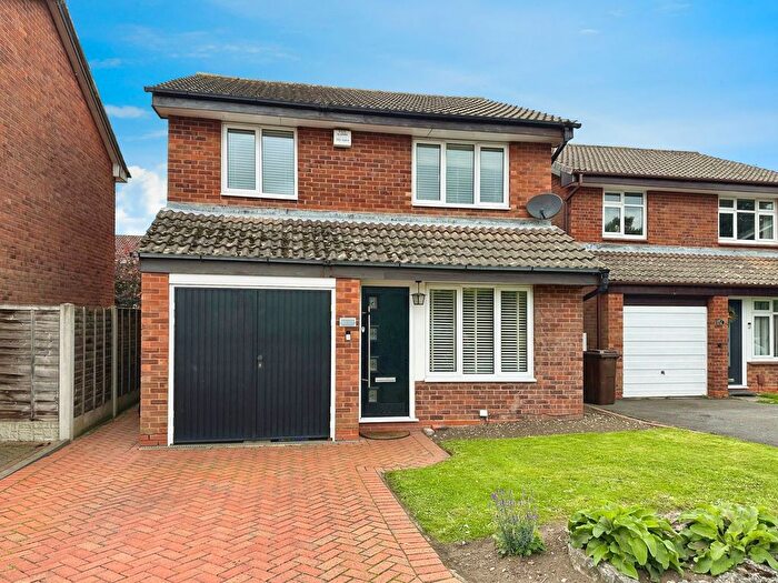 3 Bedroom Detached House For Sale In Clewley Drive, Pendeford, Wolverhampton, WV9