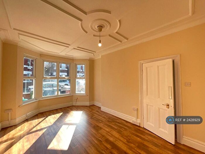 2 Bedroom Flat To Rent In Butler Rd, Harrow. Middlesex, HA1
