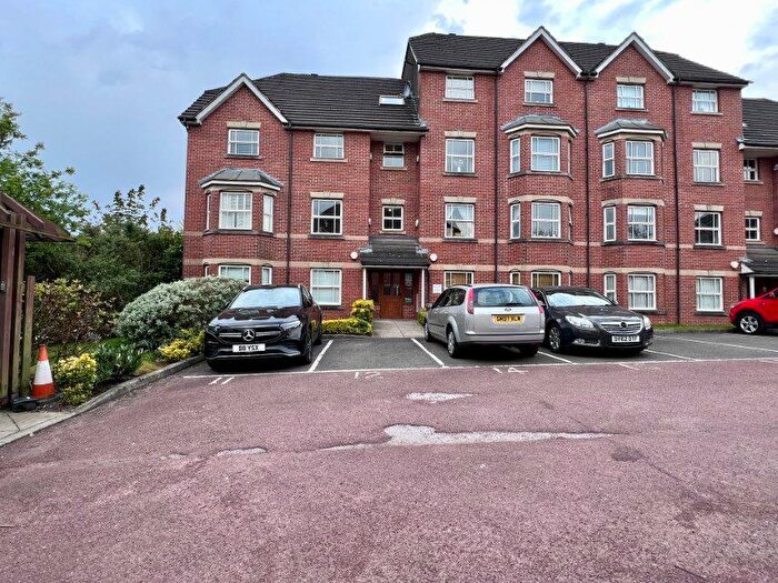 2 Bedroom Flat To Rent In Royal Court Drive, Bolton, BL1