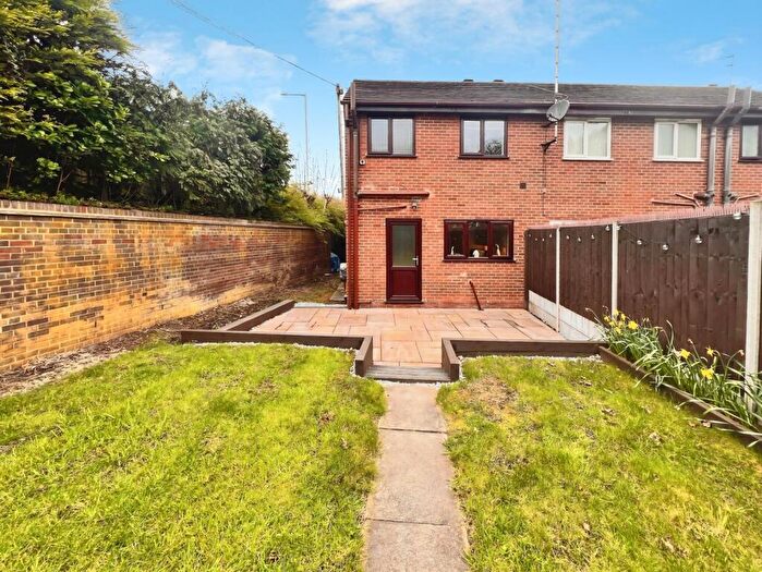 2 Bedroom End Of Terrace House For Sale In Newton Road, Burton-on-Trent, Staffordshire, DE15