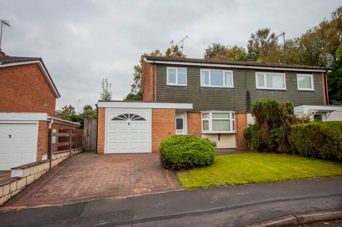 3 Bedroom Semi-Detached House To Rent In Bentley Brook Lane, Cannock, WS12