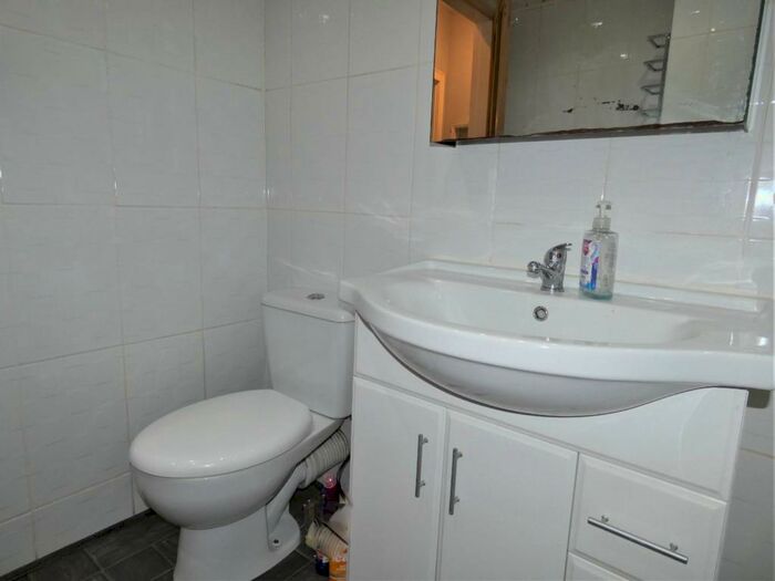 2 Bedroom Flat For Sale In Crawford Street, Millport, Isle Of Cumbrae, KA28