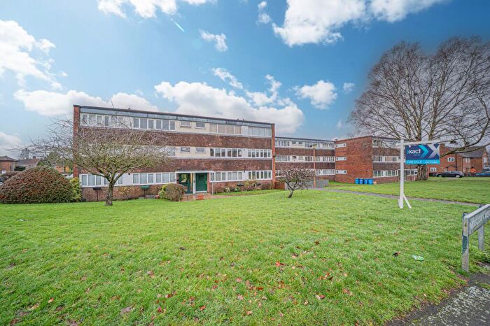 2 Bedroom Apartment For Sale In Moordown Avenue, Cherrywood Court Moordown Avenue, B92