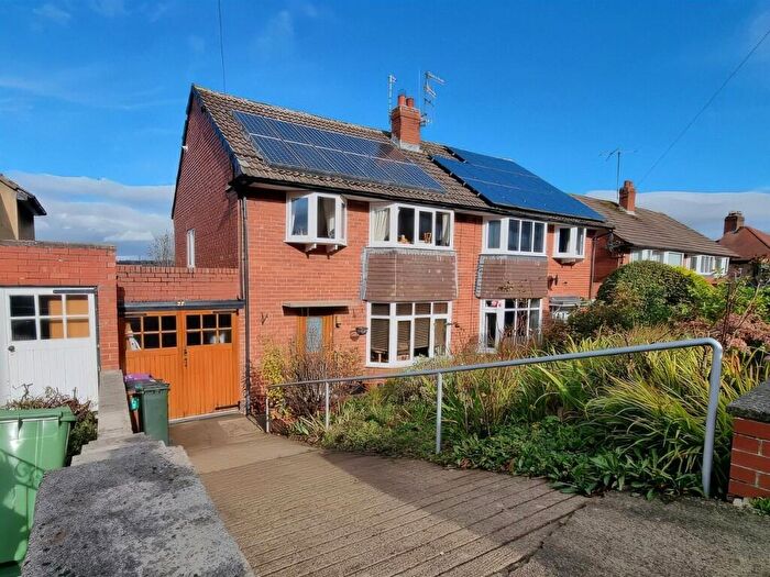 3 Bedroom Semi-Detached House For Sale In Beaufront Avenue, Hexham, Northumberland, NE46