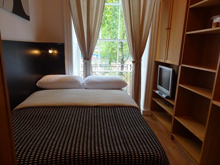 Studio To Rent In Cartwright Gardens, London, WC1H