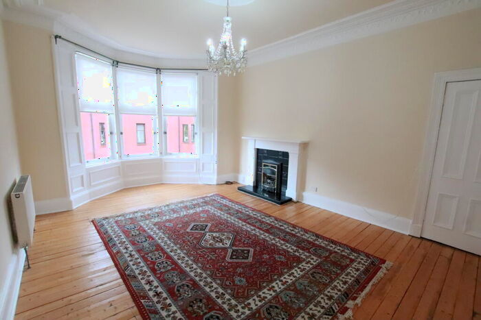 3 Bedroom Flat To Rent In Wilton Street, Kelvinbridge, G20