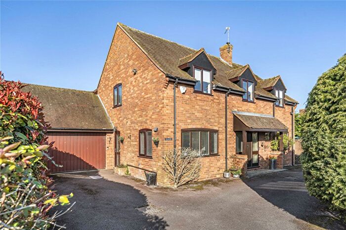 5 Bedroom Detached House For Sale In Henton, Chinnor, OX39