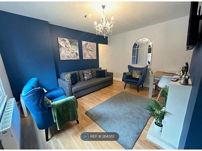 2 Bedroom Maisonette To Rent In Tarvin Road, Boughton, Chester, CH3