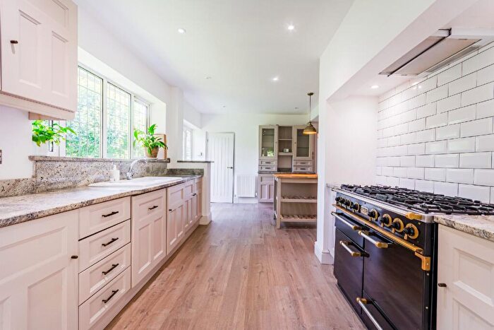 4 Bedroom Detached House To Rent In Boundary Road, West Bridgford, Nottingham, Nottinghamshire, NG2
