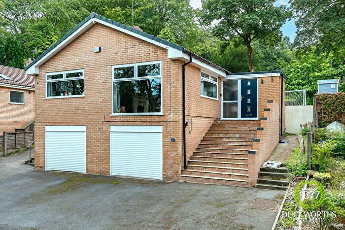 3 Bedroom Detached House For Sale In Oak Hill Close, Accrington, BB5