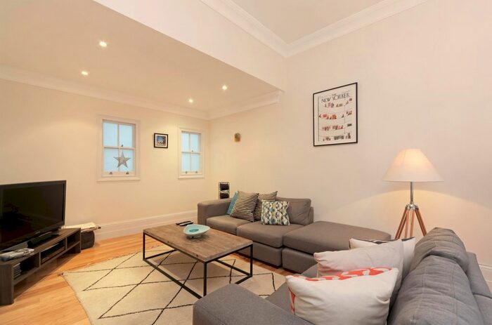 3 Bedroom Mews House To Rent In Craven Hill Mews, London W2