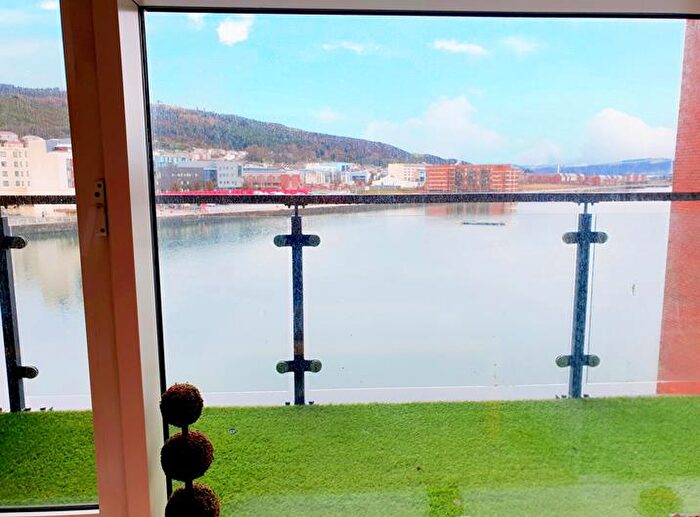2 Bedroom Apartment To Rent In Altamar, Kings Road, Swansea, SA1