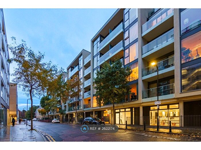 2 Bedroom Flat To Rent In Spenlow Apartments, London, N1