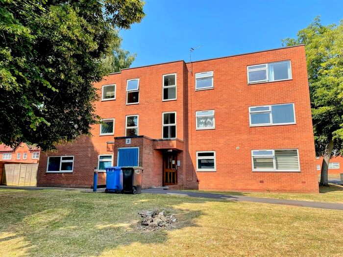 2 Bedroom Flat To Rent In Chad Valley Close, Birmingham, B17