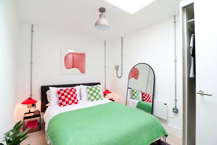 2 Bedroom Apartment To Rent In Milton Street, Sheffield, S3