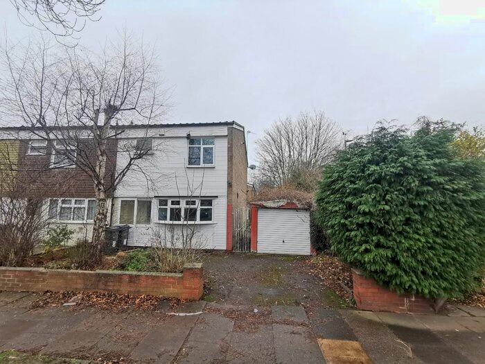 3 Bedroom End Of Terrace House To Rent In The Radleys, Sheldon, Birmingham, B33