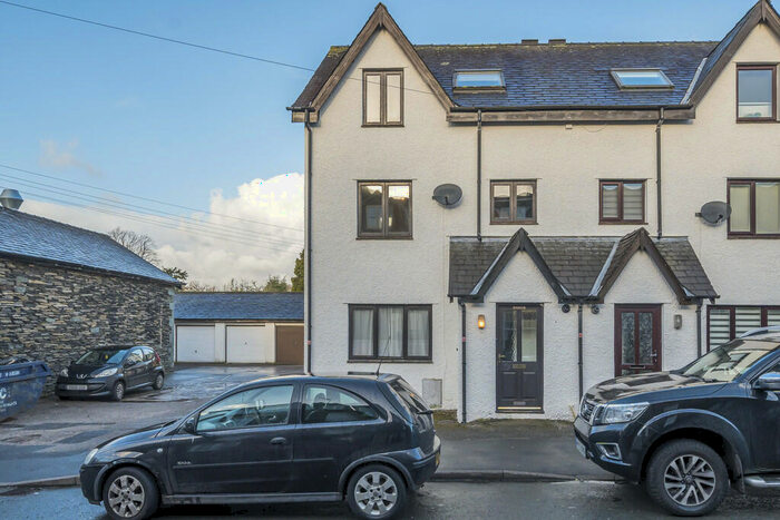4 Bedroom Semi-Detached House To Rent In Alexandra Road, Windermere, Cumbria, LA23