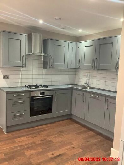 1 Bedroom Flat To Rent In Fishponds Road, Wokingham, RG41