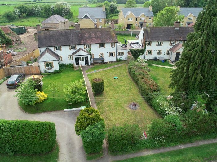 3 Bedroom Semi-Detached House For Sale In Old School Lane, Lighthorne, Warwick, CV35