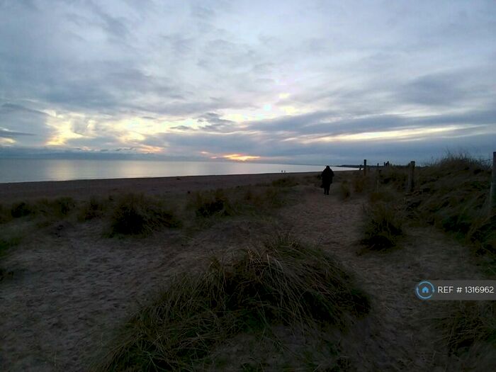 1 Bedroom Bungalow To Rent In Riverside, Littlehampton, BN17