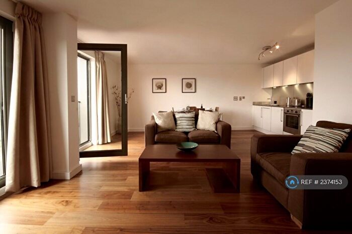 2 Bedroom Penthouse To Rent In High Street, Slough, SL1