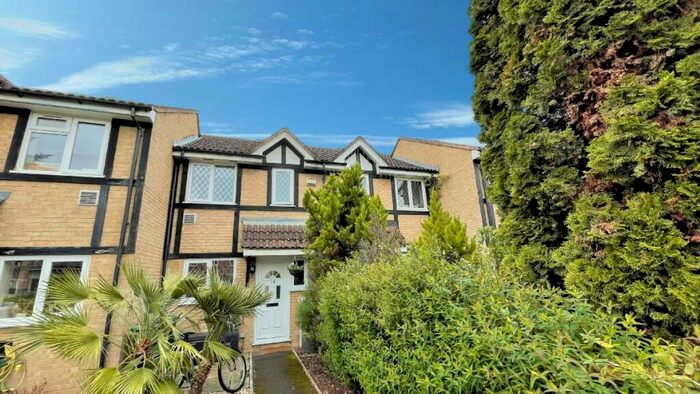 2 Bedroom Terraced House To Rent In Primrose Close, Hackbridge, Surrey, SM6