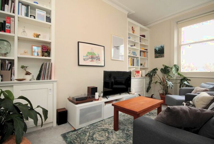 1 Bedroom Flat To Rent In Regents Park Road, Primrose Hill, NW1
