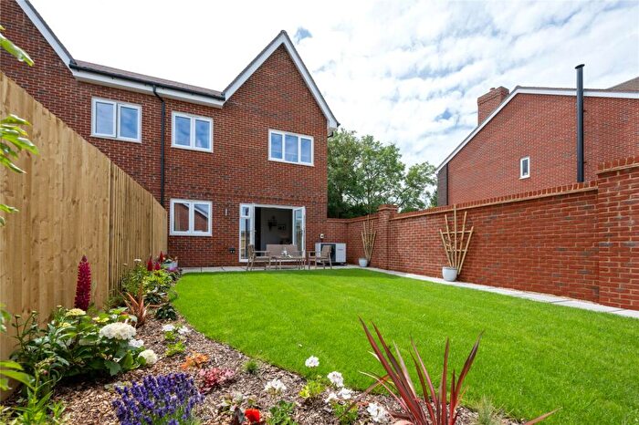 3 Bedroom Semi-Detached House For Sale In South Chailey, Lewes, BN8