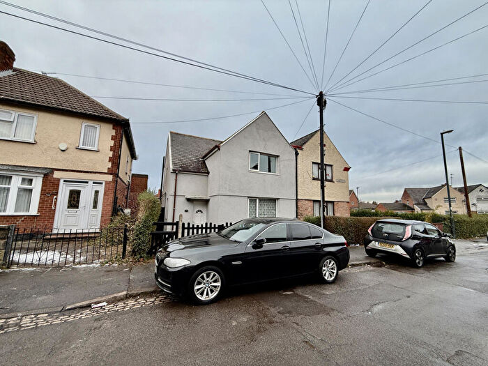 3 Bedroom Semi-Detached House To Rent In Cameron Road, Derby, Derbyshire, DE23